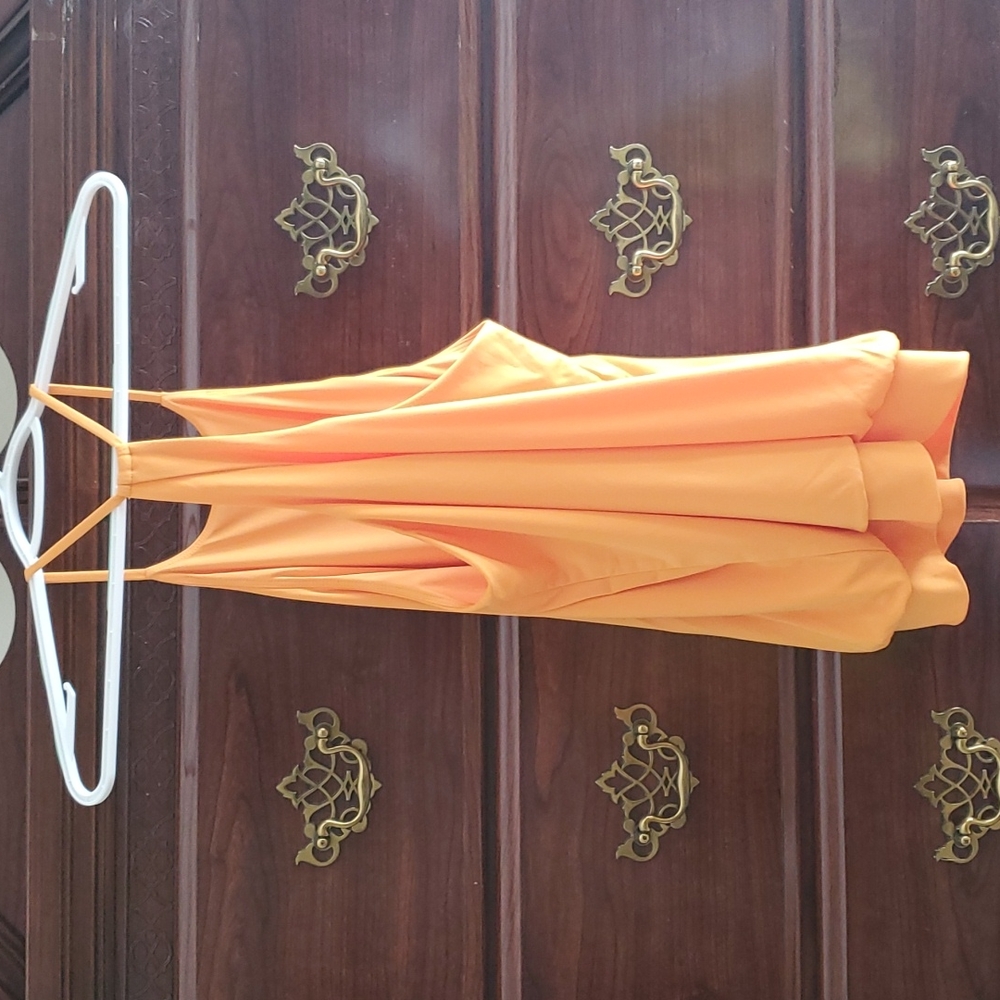 Good ysed condition razor back blouse - Picture 4 of 4